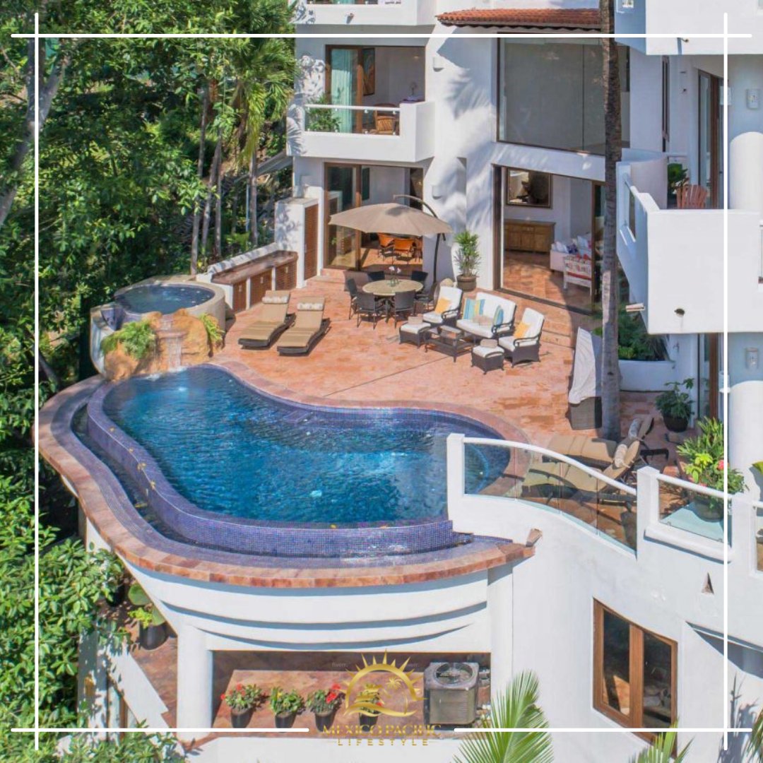 Más que un hogar, Villa Divina Luxury Boutique es un un oasis de paz y tranquilidad en #ConchasChinas, una de las playas más hermosas de Puerto Vallarta.
Contáctame para más información.
#bienesraíces #realestate #desarrolloinmobiliario #realtor #PuertoVallarta #RivieraNayarit