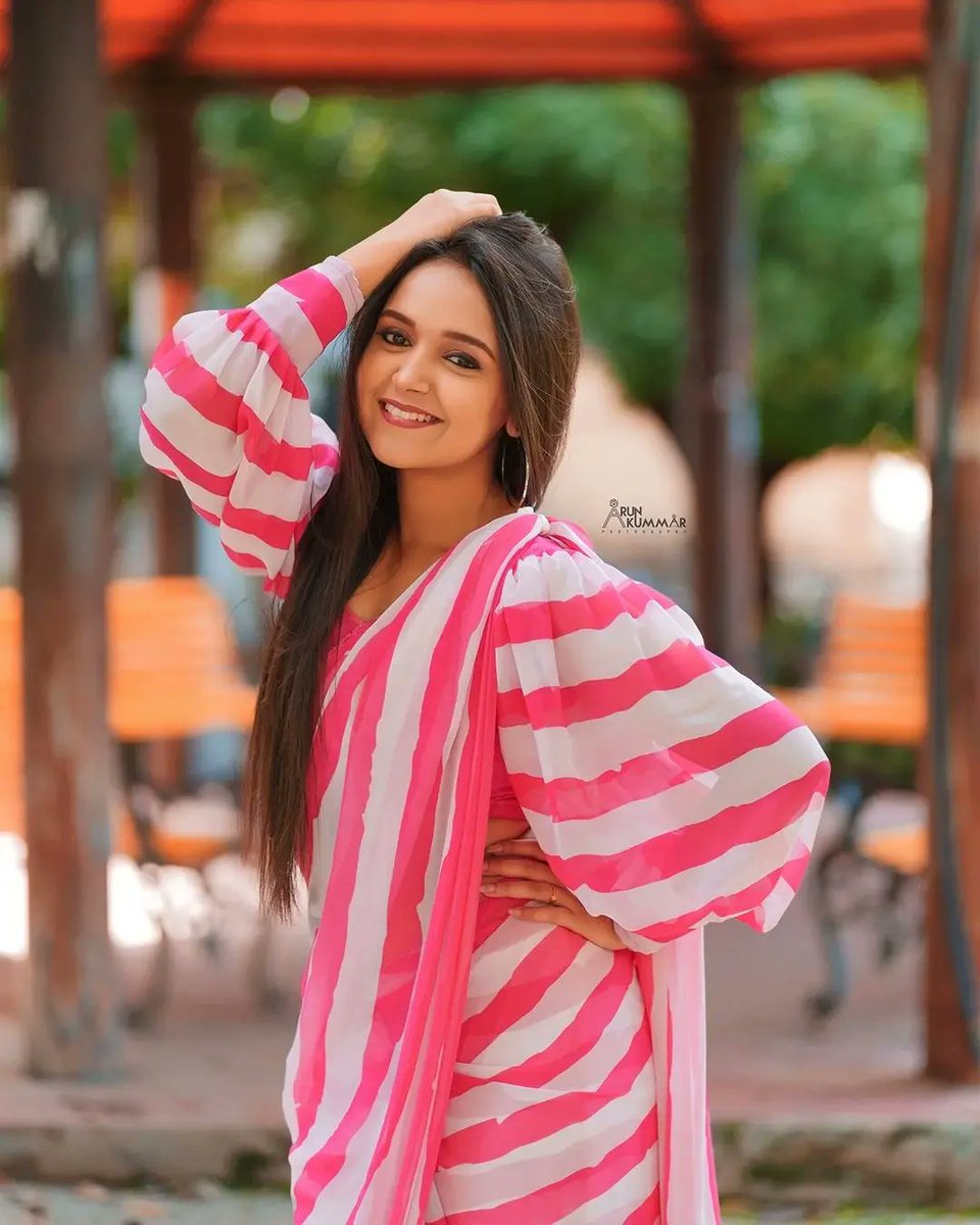 NHeroines's tweet photo. Beautiful #NishaMilana All New Click's Set-2. @nisha_milanaa πΈ@arunkummar_portraits #Heroine #KannadaHeroine #KannadaHotActress #HotInSaree #HotActress #SerialActress #SmallScreenHeroine #KannadaSerial #KannadaCinema #TakeOneCinemazz #NammaHeroines https://t.co/jM5C4ty623