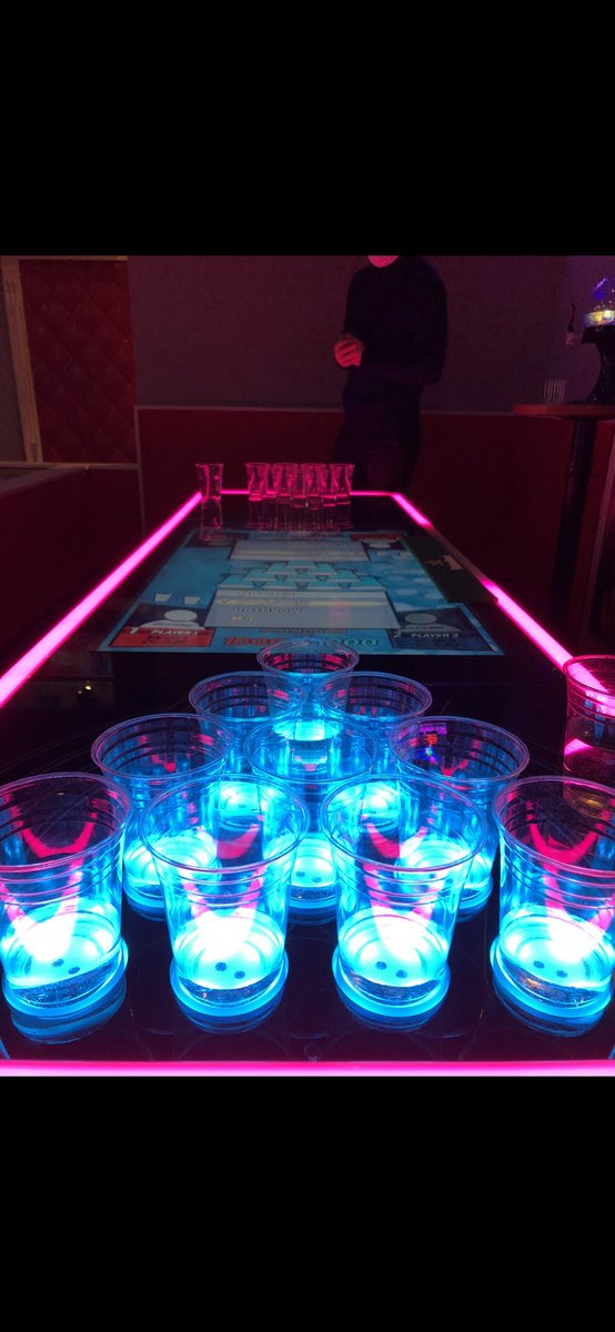 JapanHonest's tweet photo. Here is Japanese style of Beer Pong🤣
#beerpong #roppongi #japanesebar https://t.co/a9AfAo7sTC