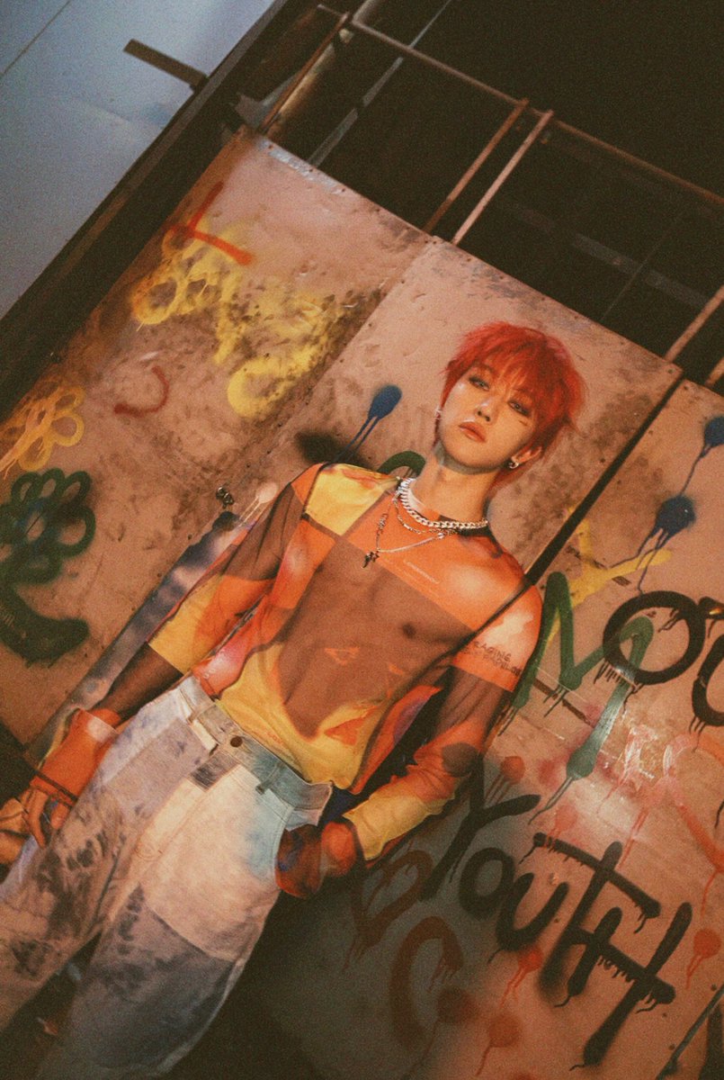 frogfilez's tweet photo. when the construction site dusty but the outfit is CUNTY https://t.co/brKRJB92dH