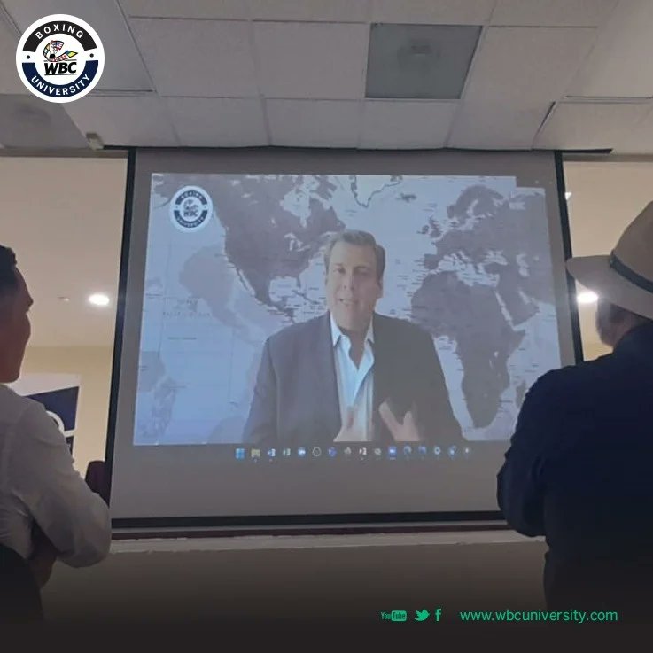 WbcUniversityof's tweet photo. Sin duda, un tema que no podemos deja pasar por desapercibido. En reunión con expertos en el tema del consumo de drogas, y sobre todo cómo el boxeo, te ayuda a mejorar tu rendimiento físico y mental.🥊 https://t.co/zRJEEDdaYa