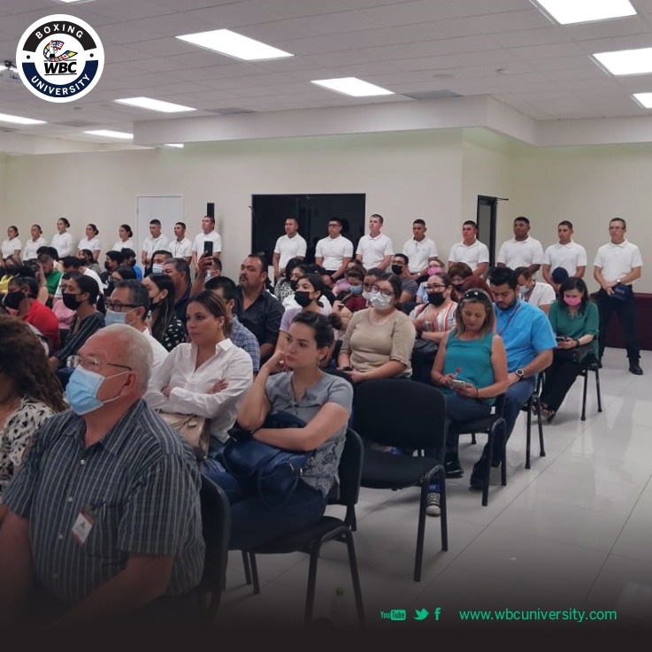 WbcUniversityof's tweet photo. También un agradecimiento a la @UES_MX por compartirnos el espacio para que esta conferencia fuera llevado a cabo y a los cadetes del Instituto Superior de Seguridad Pública del Estado por salvaguardar y cubrir dicho evento.👏💪
#wbcuniversity #wbc https://t.co/9f1P9xhRQq