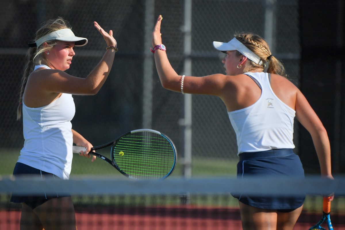 . <a href="/SeamanSchools/">Seaman USD 345</a> grad <a href="/graceunruhh/">Grace</a> named <a href="/TopsportsN/">TopSports.news</a> Topeka Shawnee County Fall Female Athlete of the Year. ...
topsports.news/2159-vikes-unr…