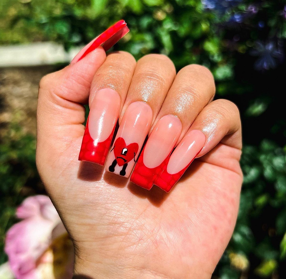 These Mickey Mouse-Shaped Nails Are Going Viral on Instagram — Photos |  Allure