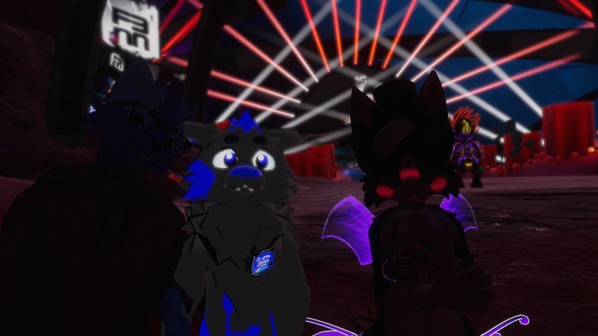 StatikCreations's tweet photo. I had a lot of fun at #FuralityAqua, met some amazing people and made some good memories. Thank you everyone who I hung out with last weekend! I can't wait to go to the next Furality! https://t.co/BxfCN51ruR