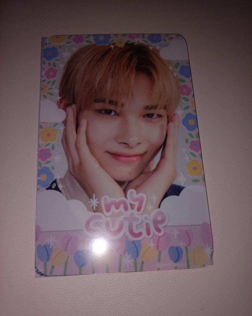 ramyeonz_shop's tweet photo. 🕷 mail !  #aevamails

— hi bestie @mincloudz, the frame card is here na, tysm for packing it well and for the care package na dama ko pagmamahal mo sakin, crush mo cguro aq? Emz HAHHAHA pero ayun nga sparks malala sya🥹🫶🏼

#cloudzty https://t.co/IeoFlA7e8W