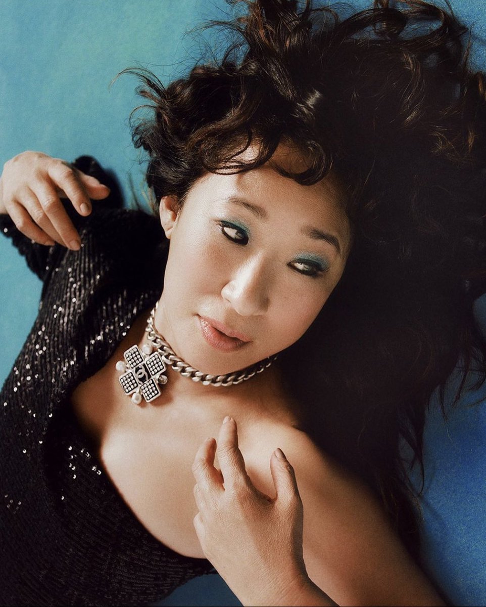 thinkrmilf's tweet photo. sandra oh <3 https://t.co/lNsWBacHZT