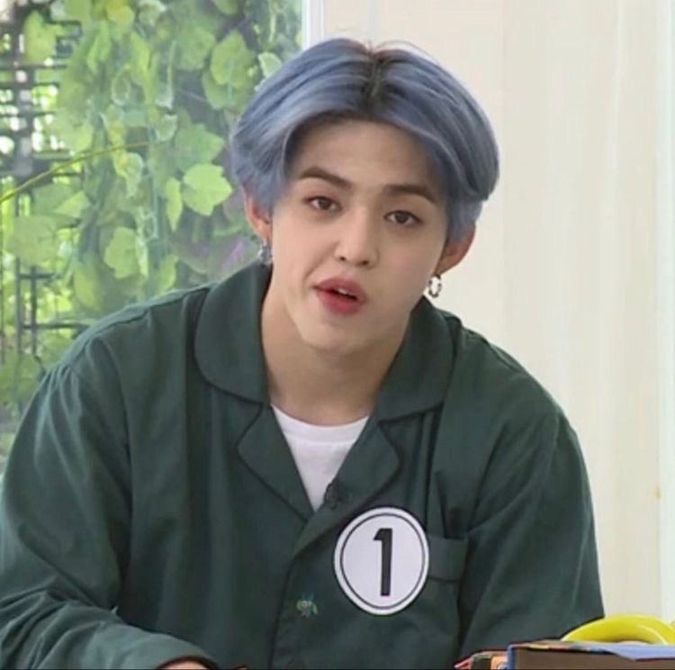 randomcoups's tweet photo. helloo everyone !! this account shall be dedicated to posting random pictures and videos with no context of seventeen's leader #SCOUPS #에스쿱스 !! kindly like &amp; rt this so we can reach more carats yayyy thank you :) https://t.co/U6x0pzI7ld