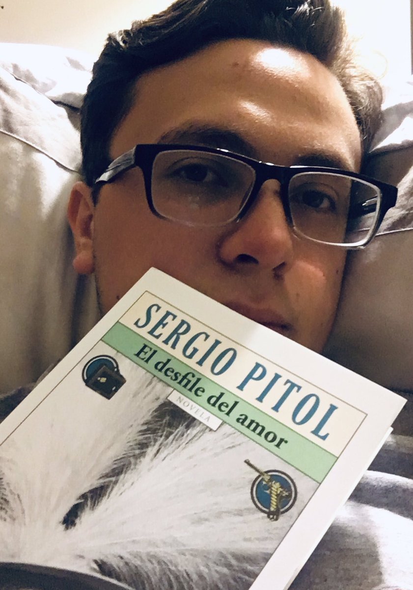 Albrecht_doger's tweet photo. La mejor compañía para pasar esta noche.
#Pitol https://t.co/JOAXhNbYWZ