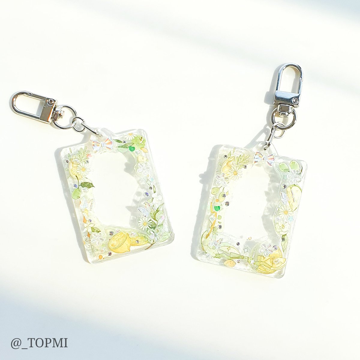 _TOPMI's tweet photo. 🌿July Event .

#RT 해주신 팔로워 한분에게 
여름에 어울리는 상큼한 J시리즈 증사키링을 드려요 🍋

💛 당발 7/7

#RT이벤트 #알티이벤트 
#탑꾸 #증사키링 #판매 #탑미탑꾸 https://t.co/slnqJ4Qsnp