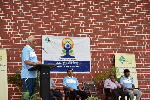 IIITKKottayam's tweet photo. As part of the initiative by the Government of India to spread awareness about Yoga, IIITK celebrated the 8th Edition of the International Day of Yoga-2022 on the theme “Yoga for Humanity” at the Open Air Theatre (OAT) on June 21, 2022. 
#yoga #iiitk #internationalyogaday2022 https://t.co/PGcmFNXyYY