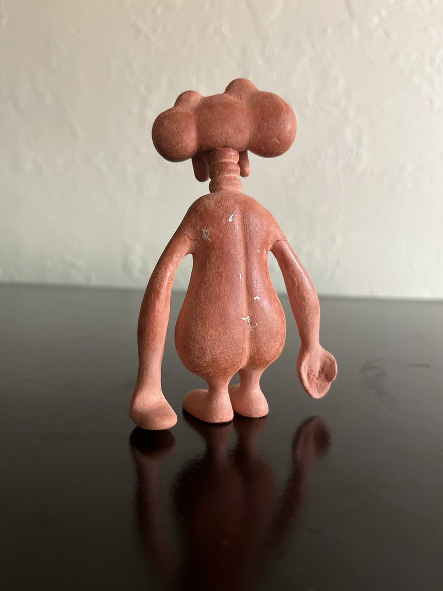 bokeh_vision's tweet photo. working on them hands… and other things! #BokehFam #NFToy #CardanoCommunity #Cardano #CNFTProject #CNFTCollection #CNFTs #NFT #NFTCommmunity #NFTCollection #ArtToy @fyKAWS https://t.co/TB6VG2il8R