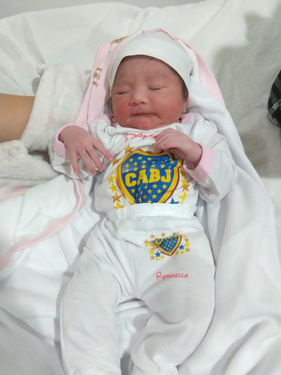 ¡Oficialmente soy tía por cuarta vez!
¡Bienvenida Romanella Victoria! 😍❤️🥰