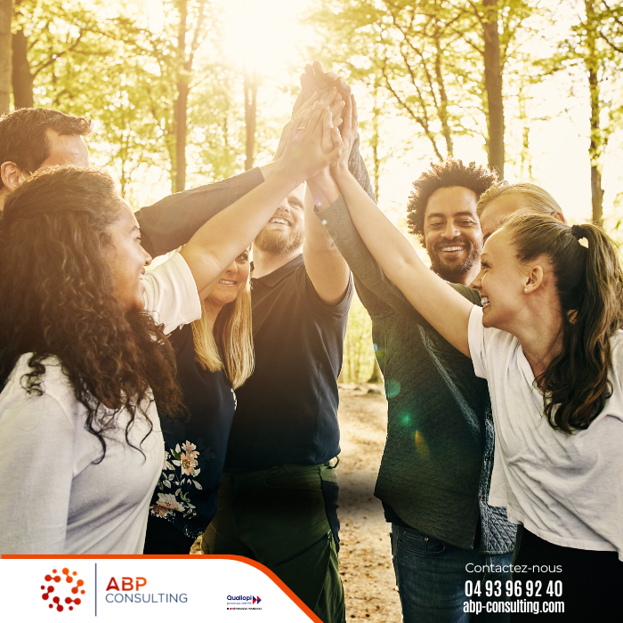 ABP_Consulting's tweet photo. 🔗 Connaissez-vous le concept de Team Bonding ?
Le #TeamBonding s'appuie sur des moyens plus conviviaux pour renforcer les liens interpersonnels.
➕ https://t.co/g42Ke5Cuma
Notre programme #Enneaflash peut vous être utile dans une démarche de #cohésion 👉 https://t.co/jqNnX4tOef https://t.co/USwTuMxfBt