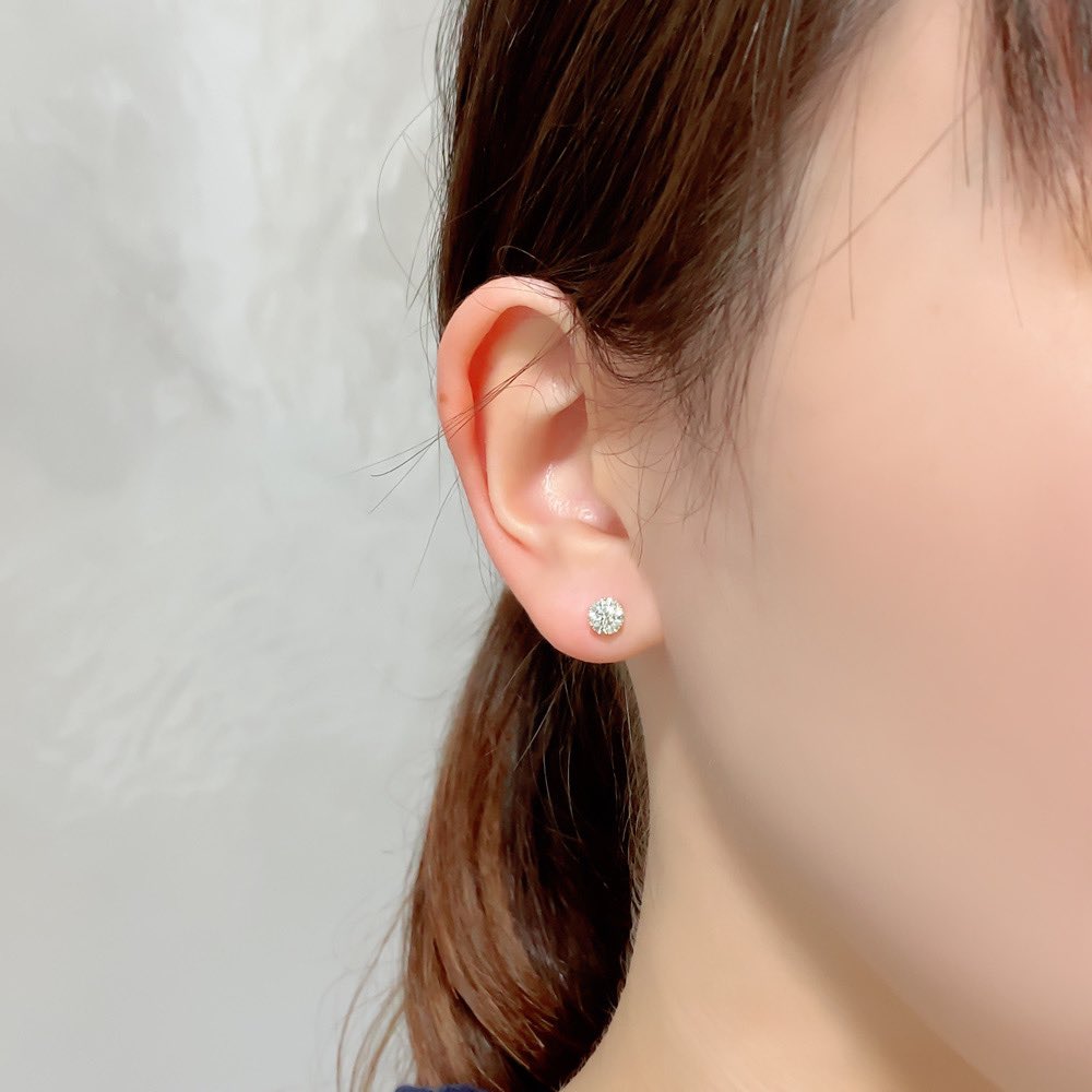 1dkJewelry's tweet photo. 本日も1DK営業中でございます！

当店へご来店の際はマスクの着用と、入り口に設置してあります手指の消毒のご協力をお願いいたします！
 #1DKJewelryworks https://t.co/dMUCQT84nt
