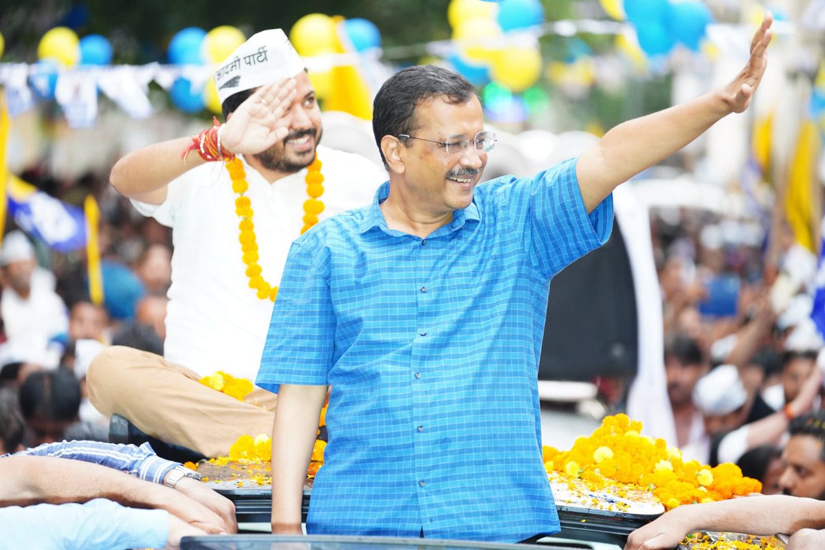 kartarbjp46's tweet photo. AAP का विश्वास है लोकतांत्रिक मूल्यों में, न्याय, जनता के स्वावलम्बन में, सभी वर्गों के उचित सहयोग से एक बेहतर समाज की स्थापना की और ईमानदारी से अग्रसर

अपना साथ दीजिए, उखाड़ फेंकेंगे देश विरोधी ताकतों को

#Vote4Jhaadu https://t.co/A1FCEE69X1