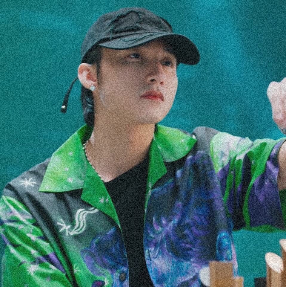 MTP_MEDIA1's tweet photo. 💚彡[ᴛʜɪꜱ ɢʀᴇᴇɴ ᴄᴏʟᴏʀ ɪꜱ ᴍᴏʀᴇ ʙᴇᴀᴜᴛɪꜰᴜʟ ᴏɴ ʜɪᴍ]彡💚

@sontungmtp777 #SonTungMTP https://t.co/zsN6WwOzaN