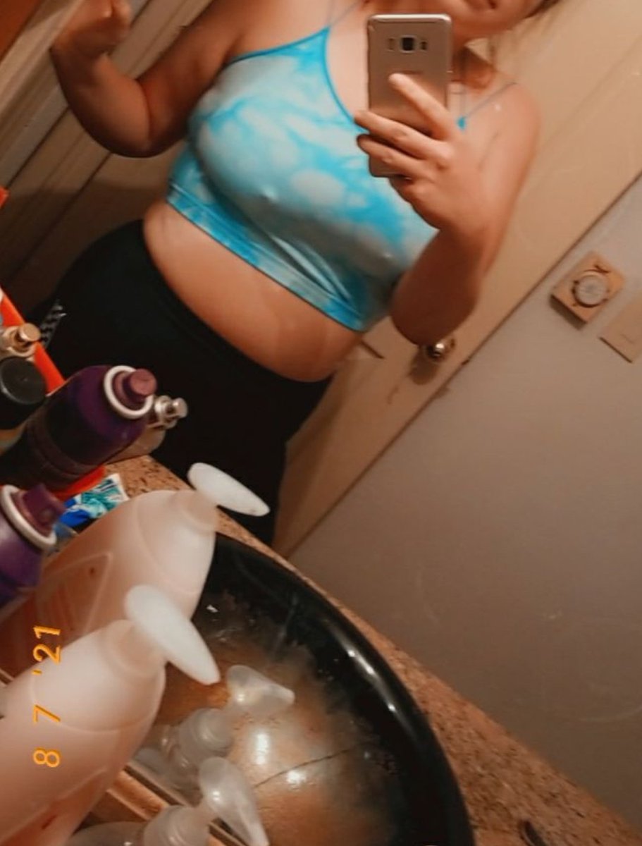 LexiLynne18's tweet photo. #sellingcontent #BUYINGCONTENT #new #sweetgirl #gfe #peak https://t.co/h8PxD0ADJk
