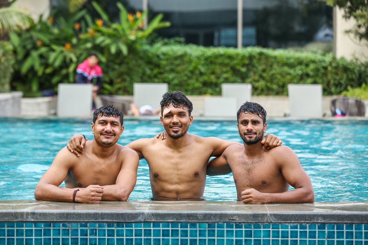 JaipurPanthers's tweet photo. Stay close to people who feel like sunshine.
#SahulKumar #ArjunDeshwal #AmitNagar
#PantherSquad #JaiHanuman #TopCats #JaipurPinkPanthers #JPP #Jaipur #vivoProKabaddi https://t.co/eyKUJld7Dh
