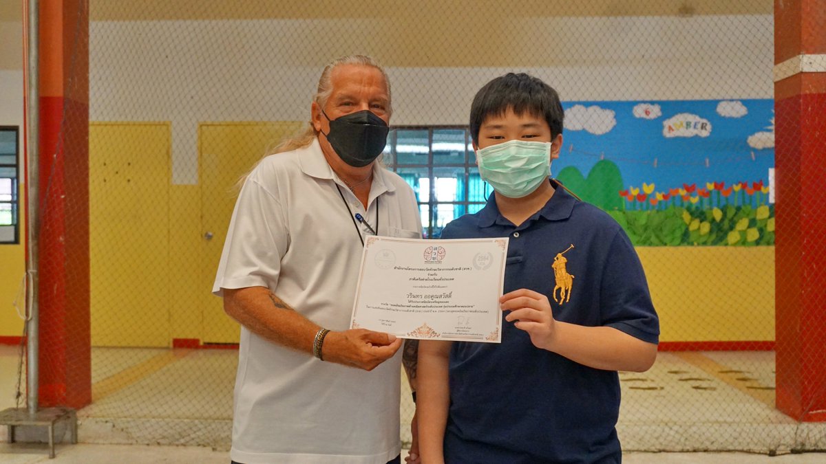 SaintJohnMaryTH's tweet photo. One of our Grade 6 students competed in the National Academic Skills Examination Competition. He was awarded a BRONZE medal for "Best Mathematics Genuis National Level, Upper Elementary Class" and a GOLD medal for "Best English Genius National Level, Upper Elementary Class". https://t.co/JTry20SDqh