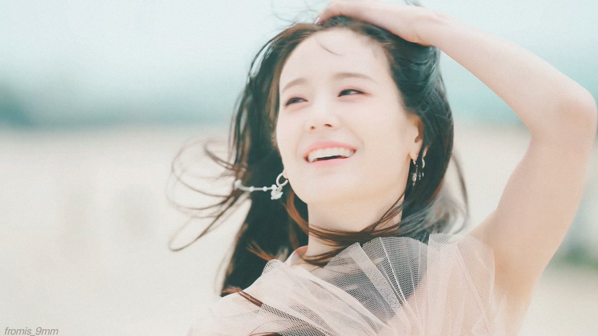 #장규리 #JANGGYURI
#프로미스나인 #fromis_9
#Stay_This_Way
#from_our_Memento_Box