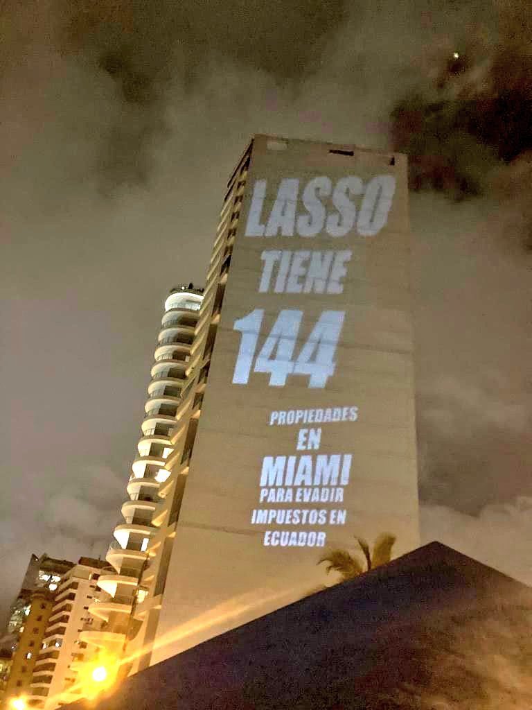 pancho_sl's tweet photo. Jenny Holzer would be proud https://t.co/EiWDIS35rr