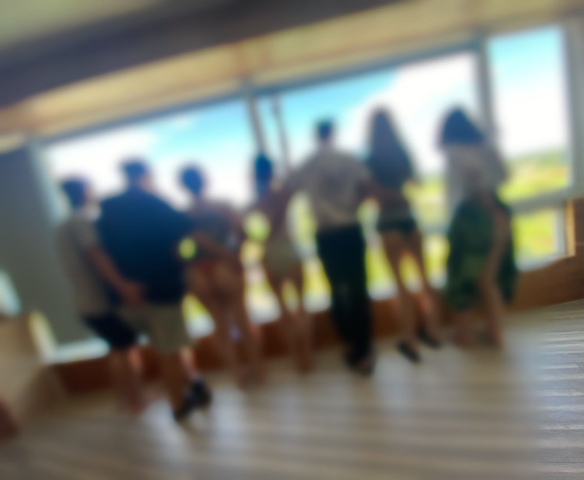 原以為一時的衝動不會有人跟
結果沒想到都默默的出現了
感謝各位這次的熱血
滿足我們對墾丁的思念
還有上次來沒吃到的生魚片
排除萬難 說走就走 #行動派
@oliver3345678 
@Ri04163400 
@LR9deWavMgR02so https://t.co/MLgrH7KFL0