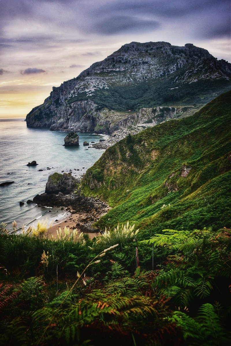 Josemms666's tweet photo. Rincones mágicos de #Cantabria #cantabriamasxdescubrir https://t.co/hWANAVNxEy