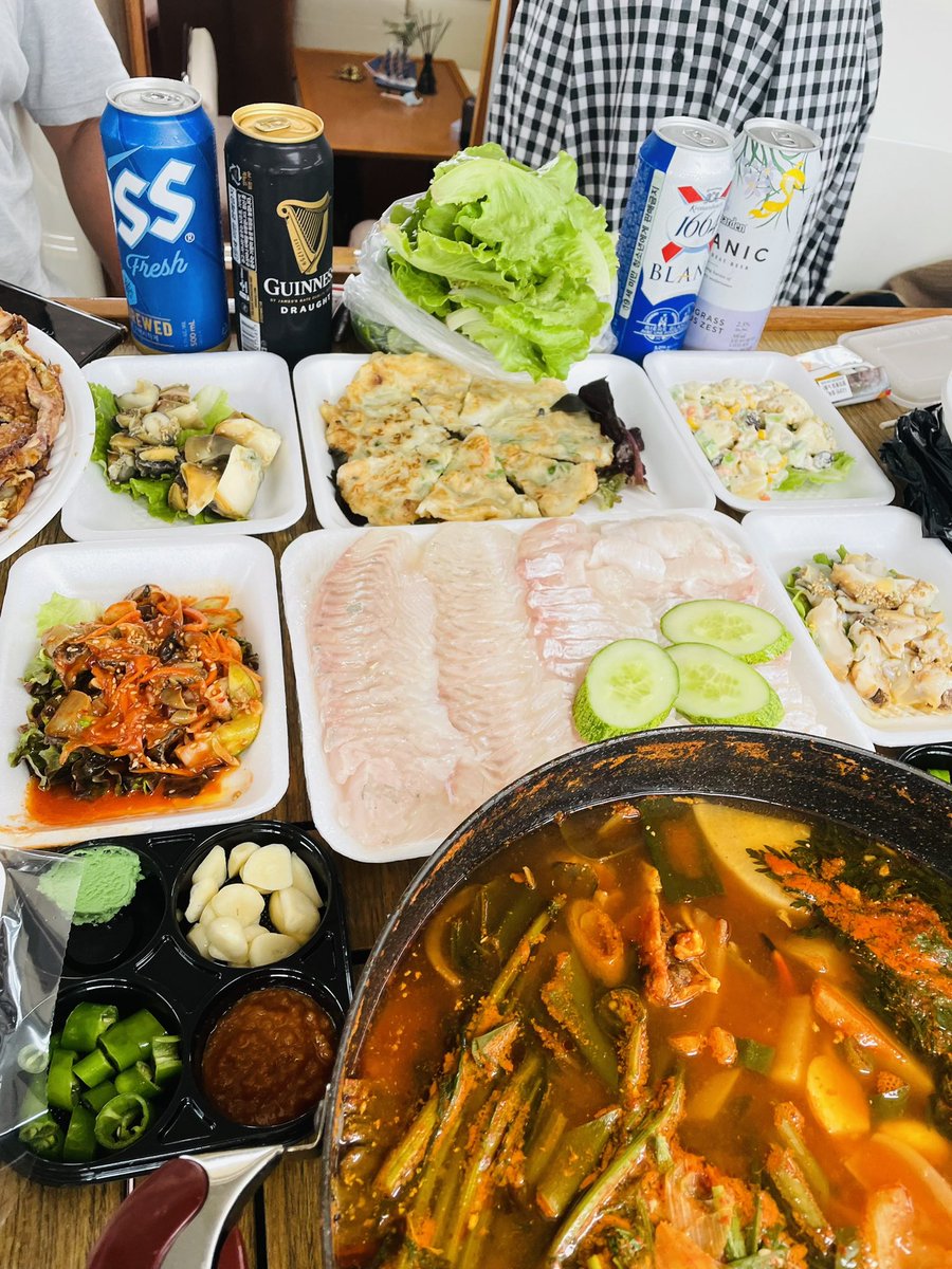 급조된 만남 !!!
맛나게 먹고 즐겨보겠습니다~♡