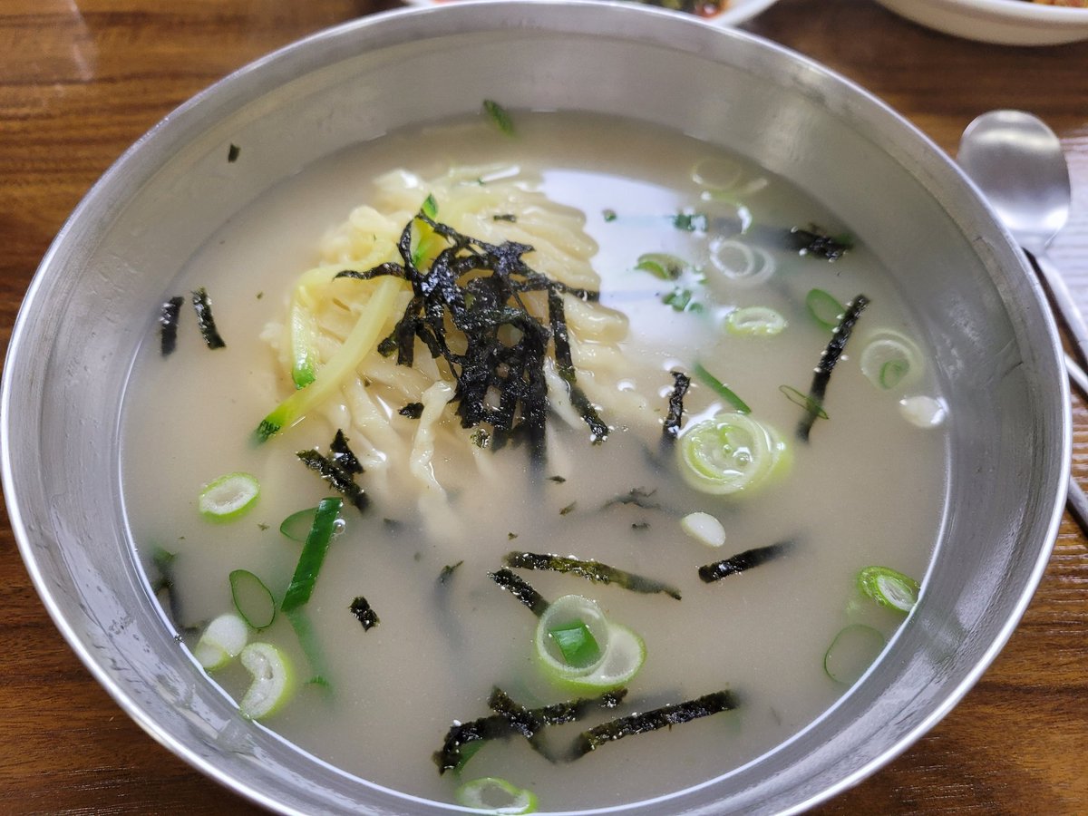 2022.06.23점심,비오는날은 칼국수