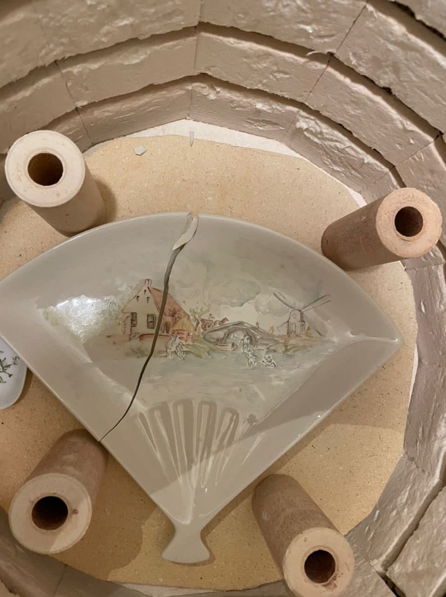 sharabsh's tweet image. در اولین پخت از کوره در رفت🙁
 #alt_text