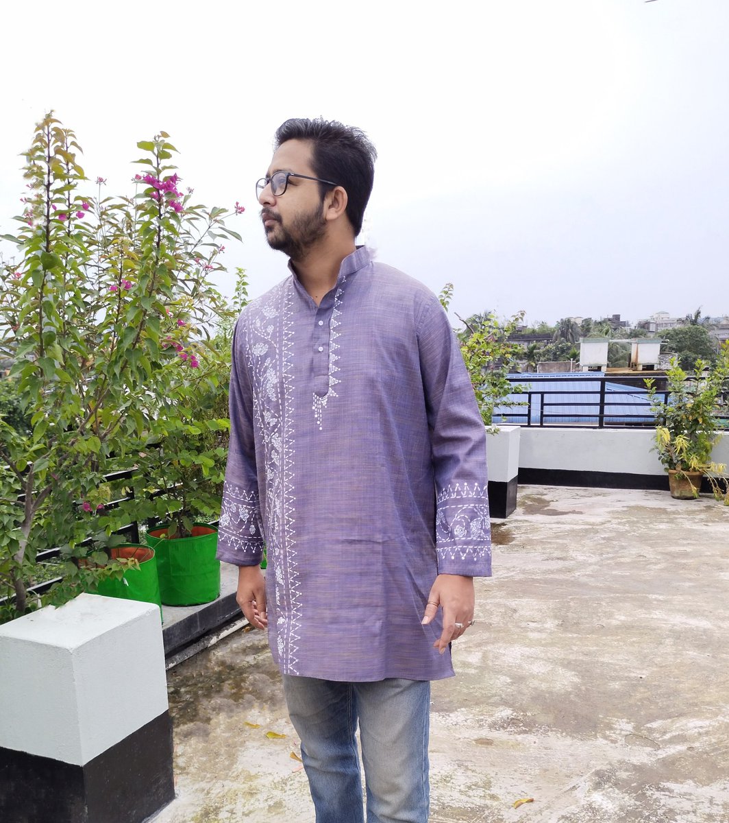 priyankasne's tweet image. #kathastitch #Panjabi #Wear #Ownestyle #dress #art #Artists #artist #artistsontwitter #ArtistaFemininaInternacional    #Fabric #Fabricpainting #cotton #design