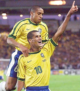 realfootyfan tweet media