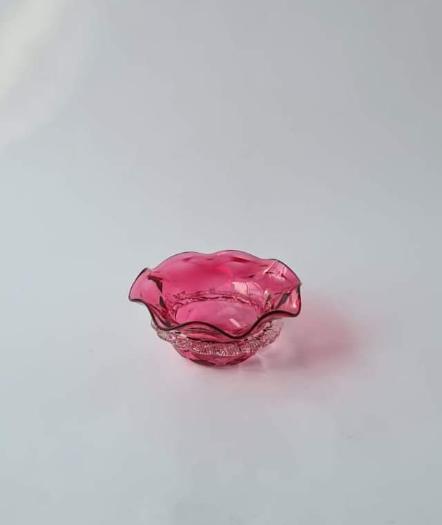 CollectCurios's tweet image. Collectable Curios&apos; item of the day...Vintage Ruby Glass Dish/Bowl

collectablecurios.co.uk/product/vintag…

#RubyGlassDish #RubyGlassBowl #RubyGlass #Collector #Antiquing #ShopVintage #Home #Trending #ShopLocal #SupportLocal #StGeorgesBelfast #StGeorgesMarket #StGeorgesMarketBelfast #Market