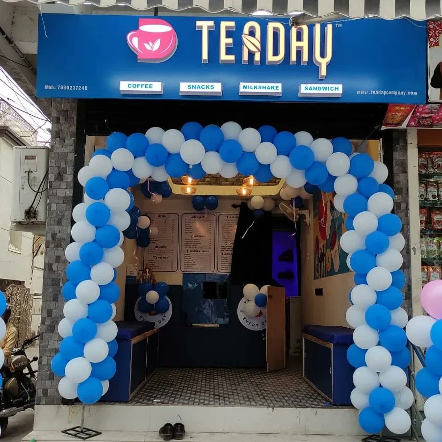 TeaDayCompany's tweet photo. Bilaspur has a new destination for Chai Lovers. 
Welcome to our newest store in Vinoba nagar main Rd, vidhyanagar, #Bilaspur #Chattisghar

Grand opening ☕ 💕
-
-
#teaday
#teadayfranchise
#tealovers #chailovers #chaiaddict #coffee https://t.co/8e1HiFKCQ4