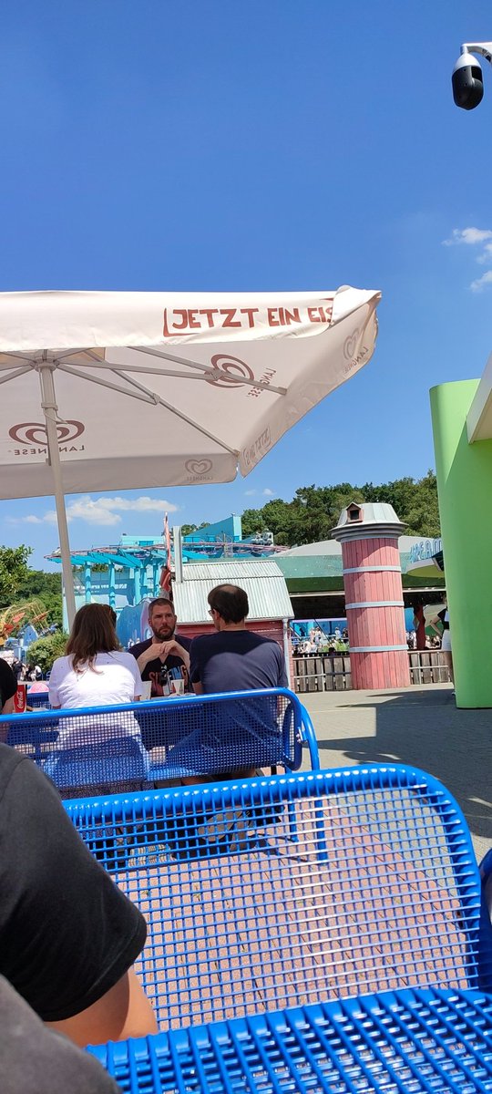 ParisFCESport's tweet photo. Wir sind heute mit dem Team extra in den Movie Park gefahren.
Super Stimmung unter den Jungs, ich bin Stolz auf euch 💪🏻
@GamerBr0ski 
@DerKeller15 
@ChristanGross
@DiSanto https://t.co/Kq3ZIBtp64