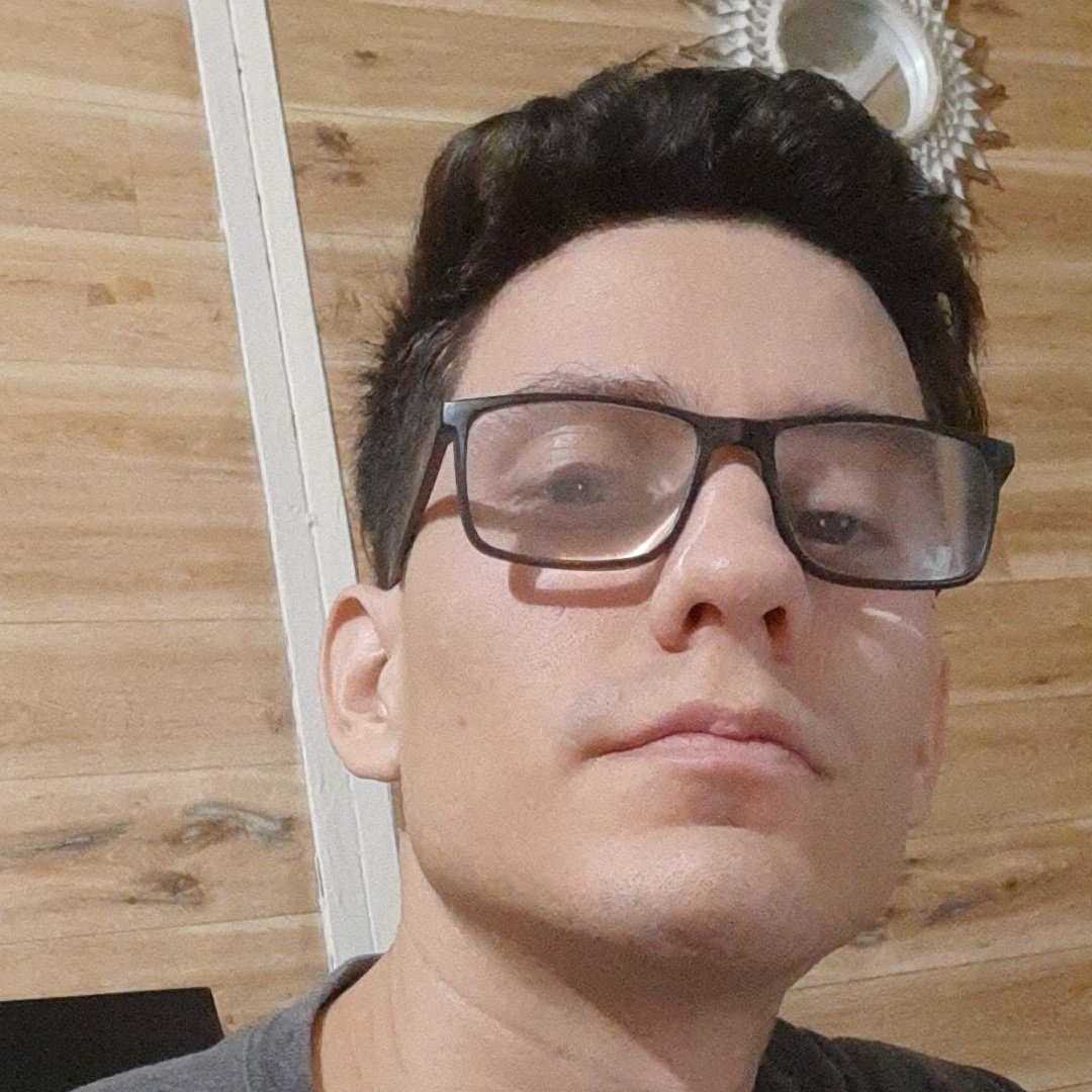 michael201214's tweet photo. #NuevaFotoDePerfil https://t.co/4328YxyGSa
