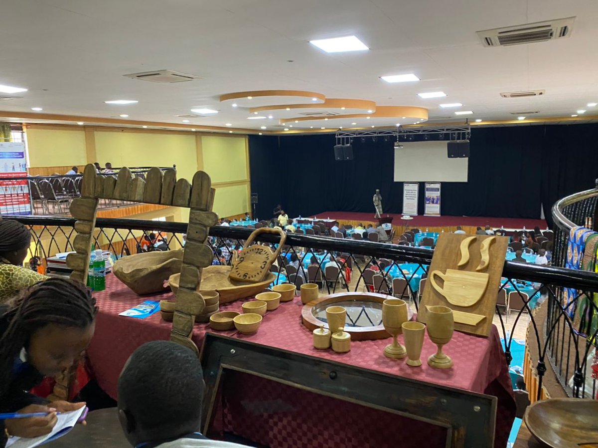 YekoyadaUG's tweet photo. The Minister @Mglsd_UG Honourable @BettyAmongiMP has advised the Youths to make sure that they get hands-on skills besides their qualifications.
โHaving a skill is a very important asset that adds on whatever qualifications you have attained,"
#Partnership4Impact
#UPLIFTProject https://t.co/PbcJzLUgMj
