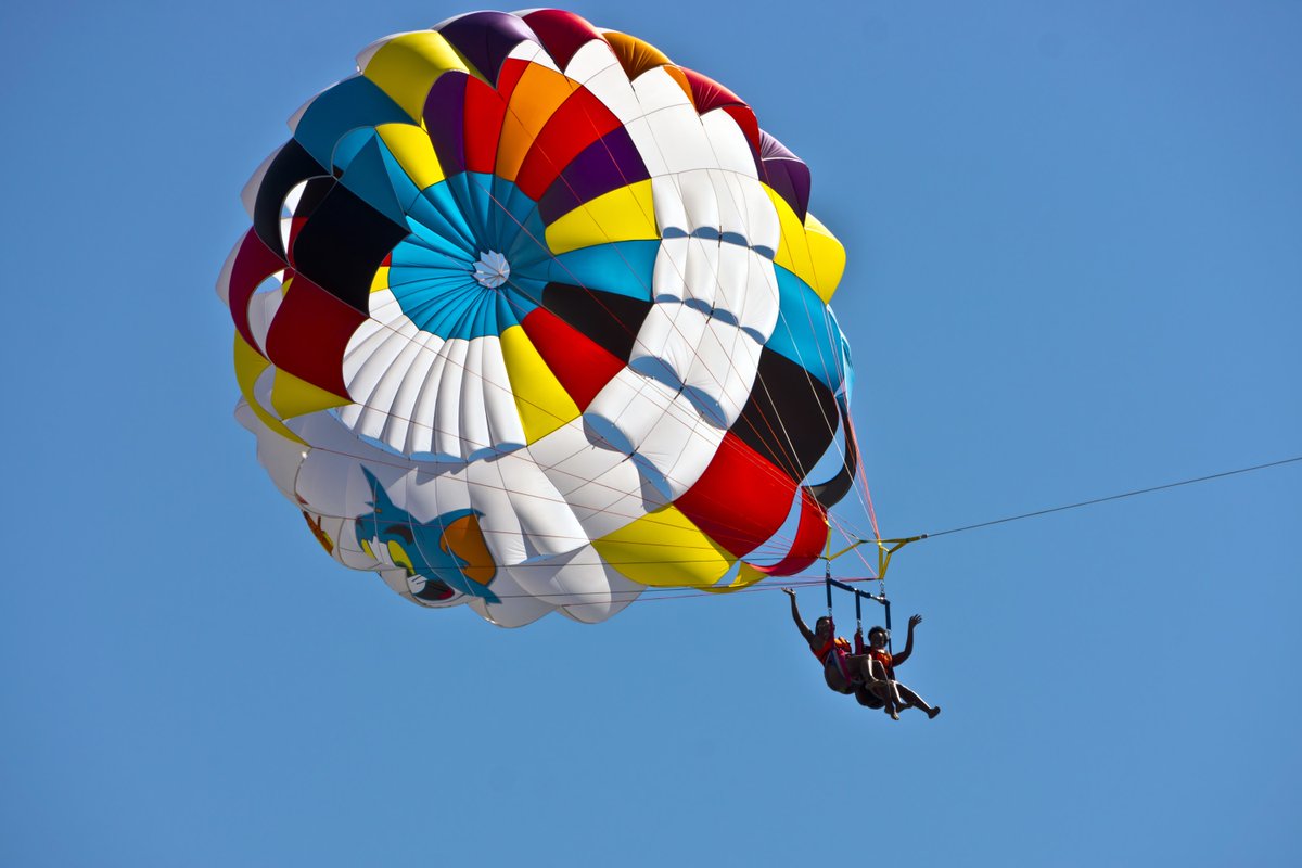 Zoals de waard is vertrouwd hij zijn gasten....
Jazeker, een kreet uit de oude doos, maar nog steeds actueel.
Vertrouwen is weer volop in beeld nu we aan het worstelen zijn over onze nieuwe manier van samenwerken. En die “waard” dat zijn wij allemaal.
vitaaldoormenselijkkapitaal.nl/single-post/zo…
