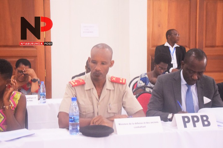 . <a href="/SNmediaSN/">SNmédia</a>, appuyé par l’Ambassade de #France, a organisé ce jeudi 23/6/2022 un atelier d’échanges entre médias et différents porte-paroles des institutions publiques pour échanger sur comment améliorer la synergie entre eux. 1/n