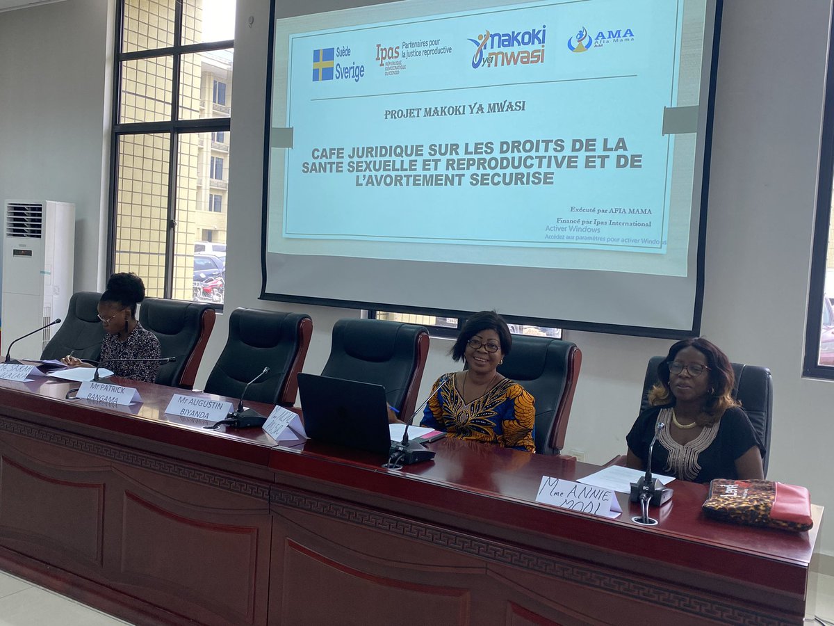afiamama's tweet photo. Avec @MakokiYaMwasi nous #vulgarisons #ProtocolMaputo pour faire comprendre son incidence juridique aux différents acteurs.trices travaillant sur #DSSR
@CoalitionGnd @habariRDC @CongoAmour @Mulunda_JC @annytenga @SwedeninDRCongo @GiseleNdayaL @UNFPARDC @NLkinbrazza @UKinDRC https://t.co/haAfCjUwzt