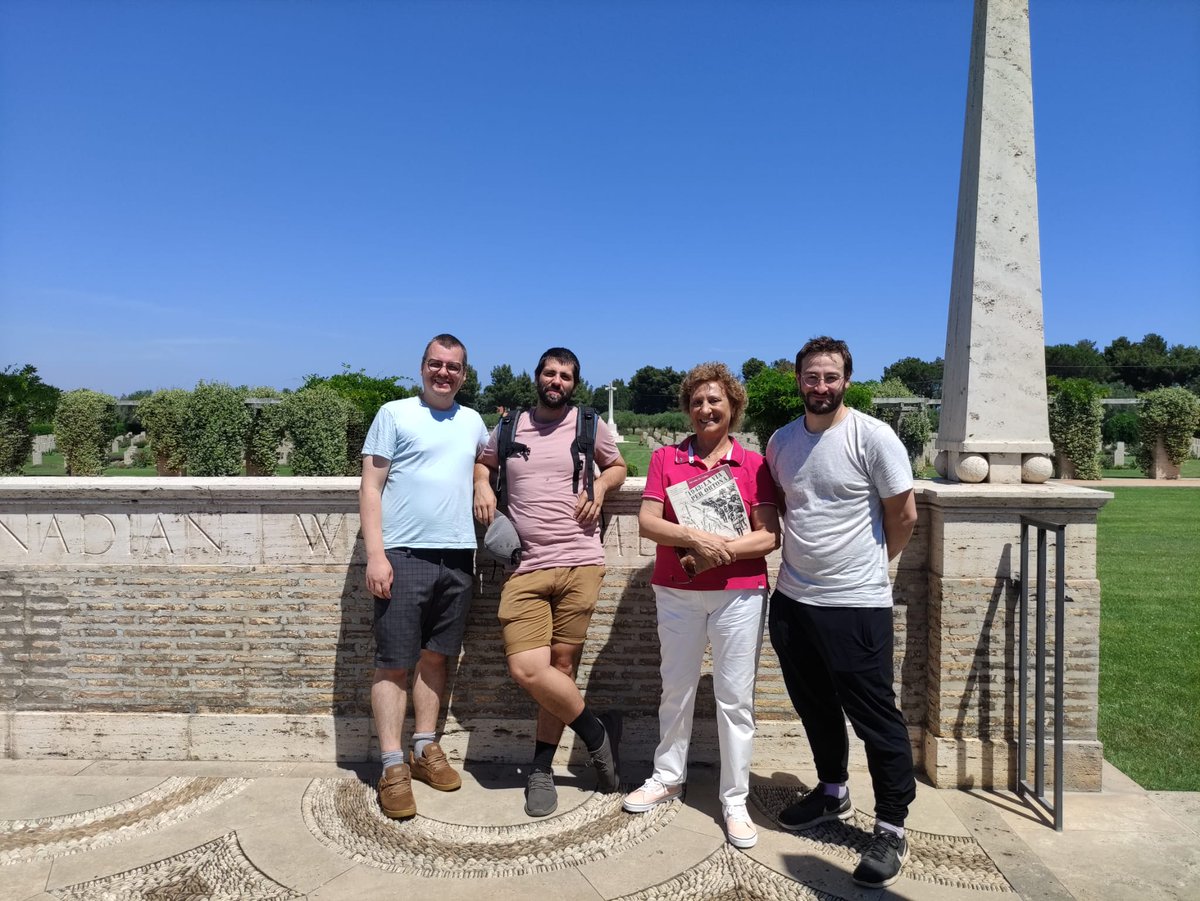 CanadainItalia's tweet photo. Una storia #CanadaItalia75🟩🍁 poco conosciuta: i 50 soldati volontari indigeni 🇨🇦 che contribuirono alla liberazione dell’🇮🇹 nella 2GM
Presto il 📕 "I pellerossa che liberarono l'Italia" @Incerti diventerà un documentario, girato tra Canada e Italia

#CanadaRemembers
📷@Incerti https://t.co/yh5lUzpNw7