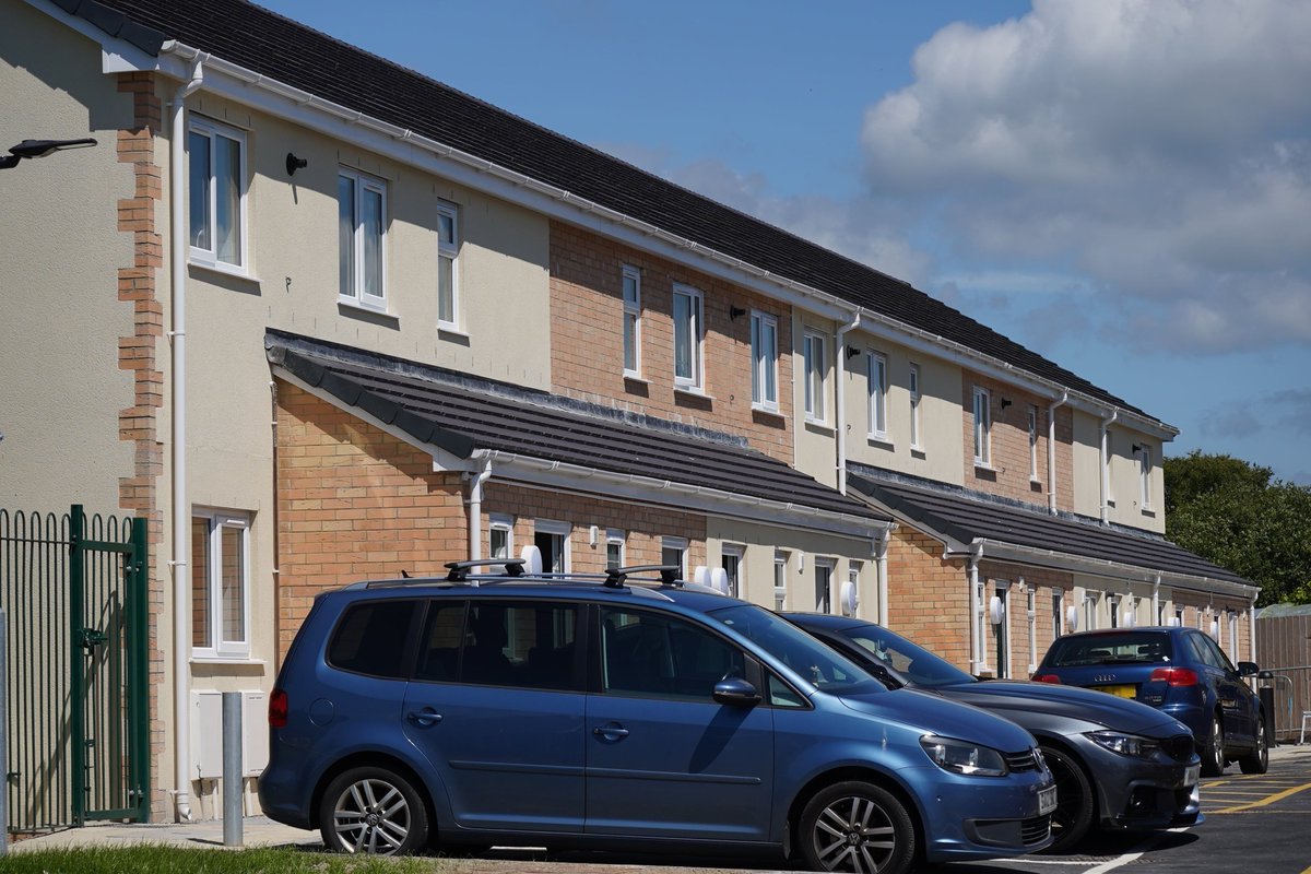 ValleysToCoast's tweet photo. We are thrilled to announce that our latest development in #Bridgend has been completed.

The St John’s development in Cefn Cribwr opened its doors this summer with 10 new properties being provided for our tenants🏡

Read more👇
https://t.co/PrBYmh2Am5

#SafeAndHappy👪🏠 https://t.co/oThZ5KMFNg