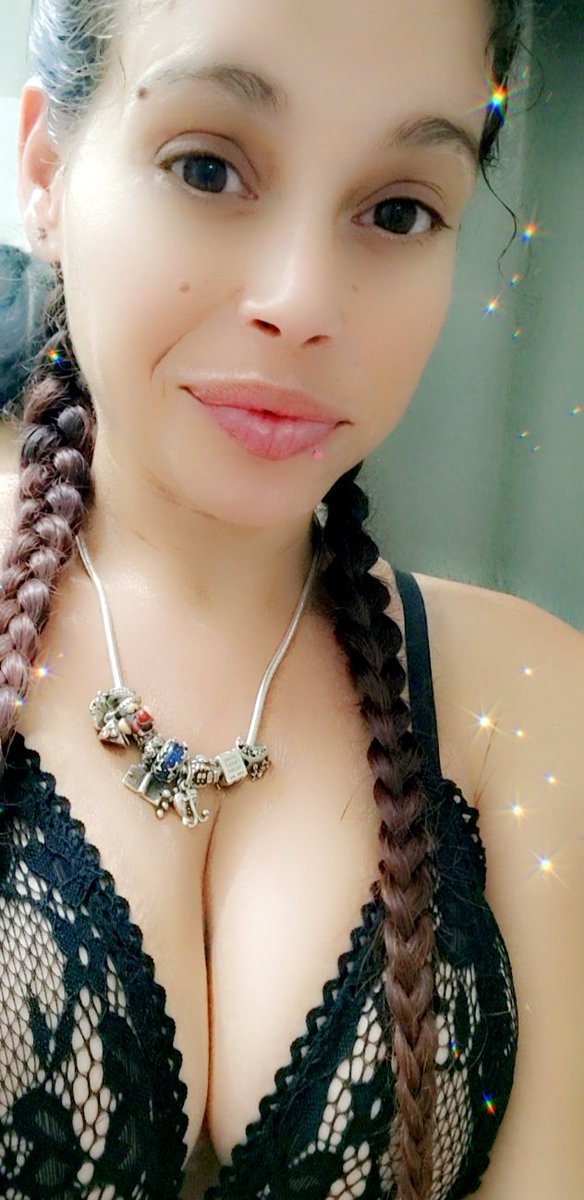 GypsyStarr6's tweet photo. Morning Thursday ☺️ https://t.co/rQgKd5iNfw