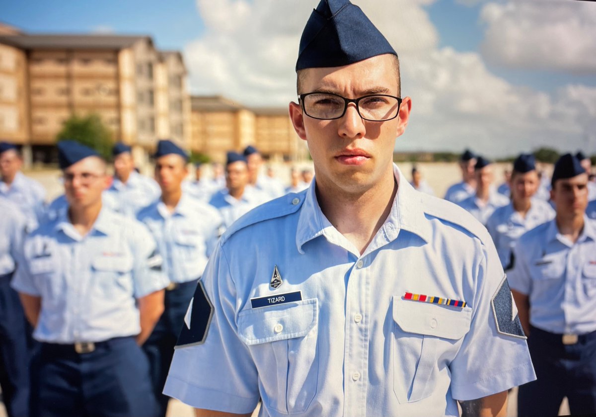 USSF_STARCOM's tweet photo. Today is #GuardianGraduation Day!! This historic class of 71 Guardians culminate their 7.5 weeks of basic training w/ a formal Pass-In-Review, with @SpaceForceCSO & Chief Master Sergeant of @SpaceForceDoD CMSgt. Roger Towberman as reviewing officials! Stay Tuned! #SemperSupra! https://t.co/5DtPnMkZow