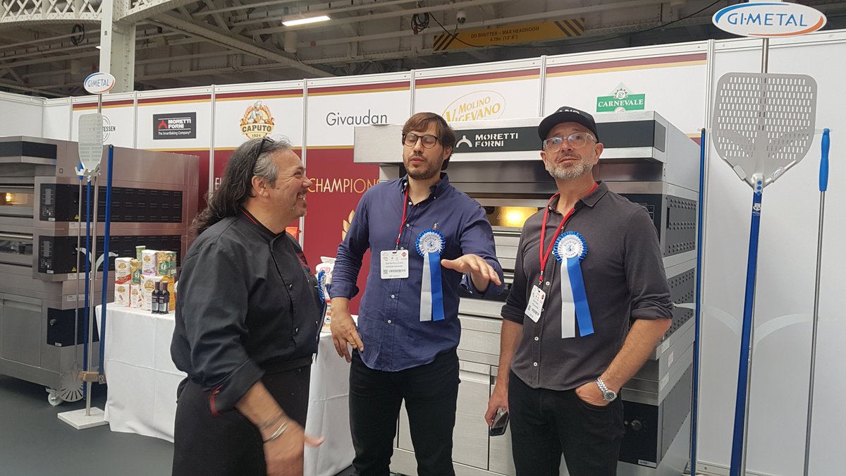 Pizzapastashow's tweet image. It&apos;s Pizza Time 🍕🍕 - #EPPS2022 
The best Pizza and Pasta in town at @olympia_london 
@Givaudan. Leading innovation.
#molinovigevano @MolinoCaputo
#pizzapastashow #italianfood #foodindustry #events #LiveEvent #london #eventsindustry #eventprofs
