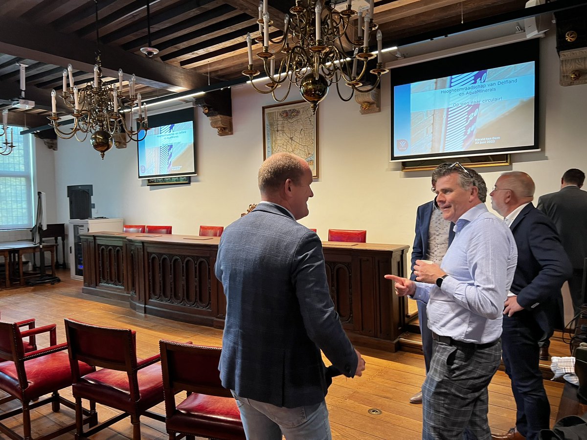 MariskaRon's tweet photo. Yes!! @hhdelfland officieel aandeelhouder bij @AquaMineralsNL ! Let the recovery begin… ♻️ mooi werk @HaraldtenDam en Jouke Boorma!! https://t.co/v5u3hO8V0i
