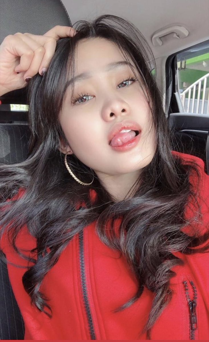 NoviTrisha's tweet image. rawrrr