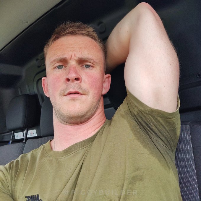 Sweaty piggy here 🥵💦 &hearts;️ if you'd 👃 🔁 if you'd 😛 https://t.co/Y7VUBvR0rX<a href="/tag/sweaty"class="tags"><span>#sweaty</span></a>