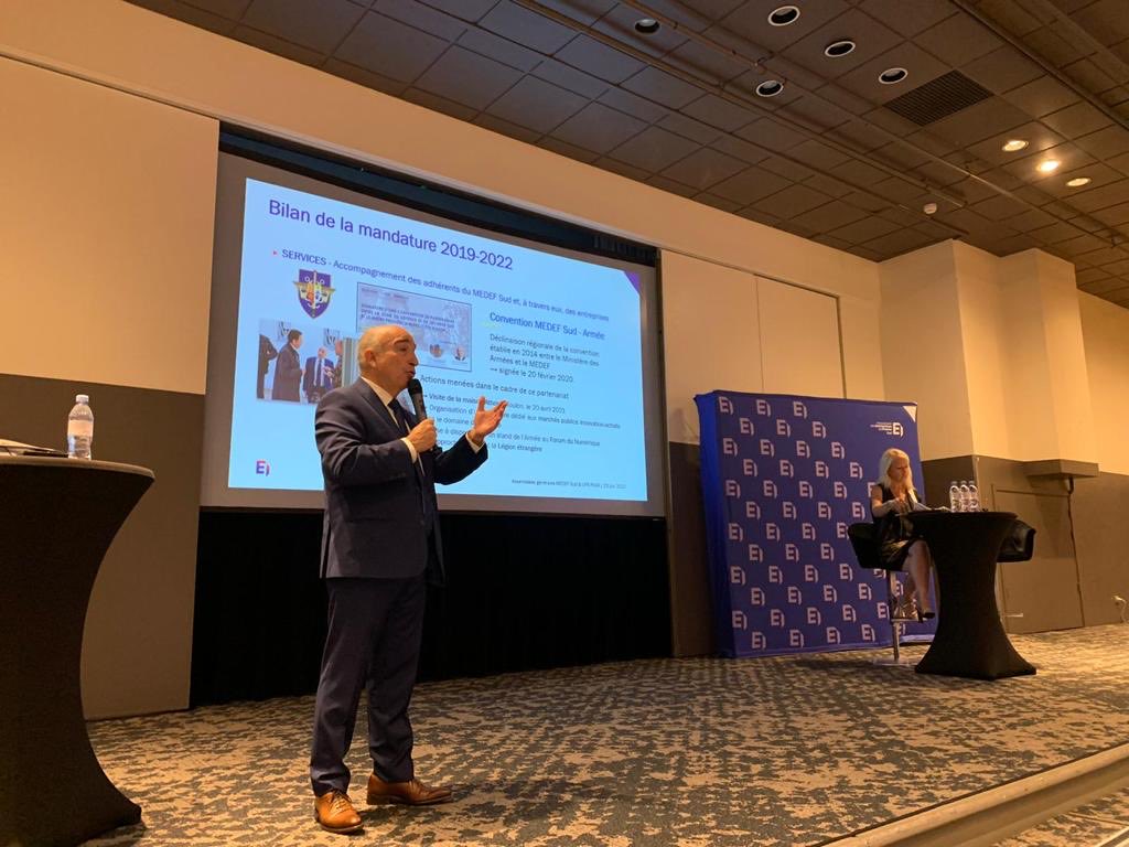 Passation de pouvoirs ce matin au ⁦<a href="/MEDEF_Sud/">Mouvement des Entreprises de France Sud</a>⁩ :vibrant hommage à mon ami ⁦<a href="/Yvon_Grosso/">Yvon Grosso</a>⁩,entrepreneur engagé et passionné,félicitations à J Louis Maurizi,autre très bel entrepreneur,issu de ⁦<a href="/La_FHP/">FHP</a>⁩. Les #territoires ⁦<a href="/medef/">Mouvement des Entreprises de France</a>⁩ riches de leur diversité !